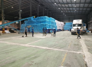 Cung cấp bốc xếp hàng hóa KCN